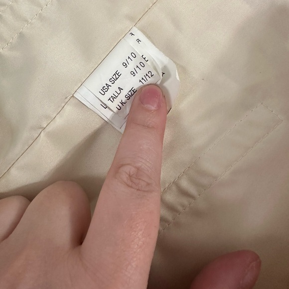 Cream Aline prom or wedding dress - Picture 14 of 16